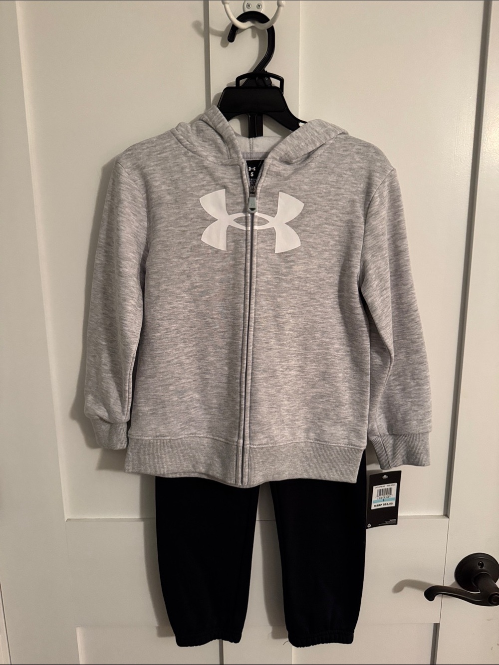 Under Armour Kids' Light Gray Zip-Up Hoodie with White Logo size 5
